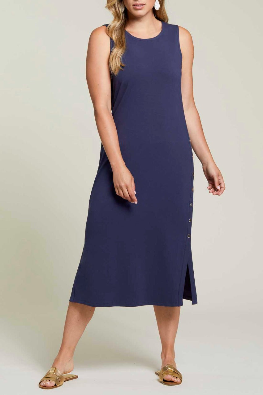 Robe tribale sans manches avec boutons-pression latéraux