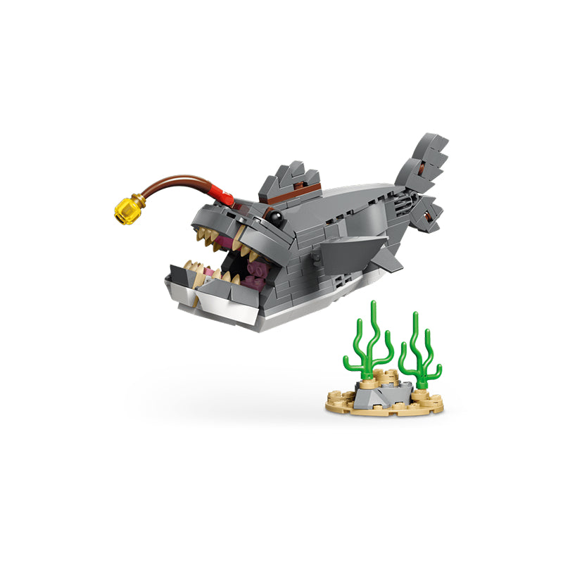 LEGO 3-in-1 Fierce Shark With A Treasure Chest