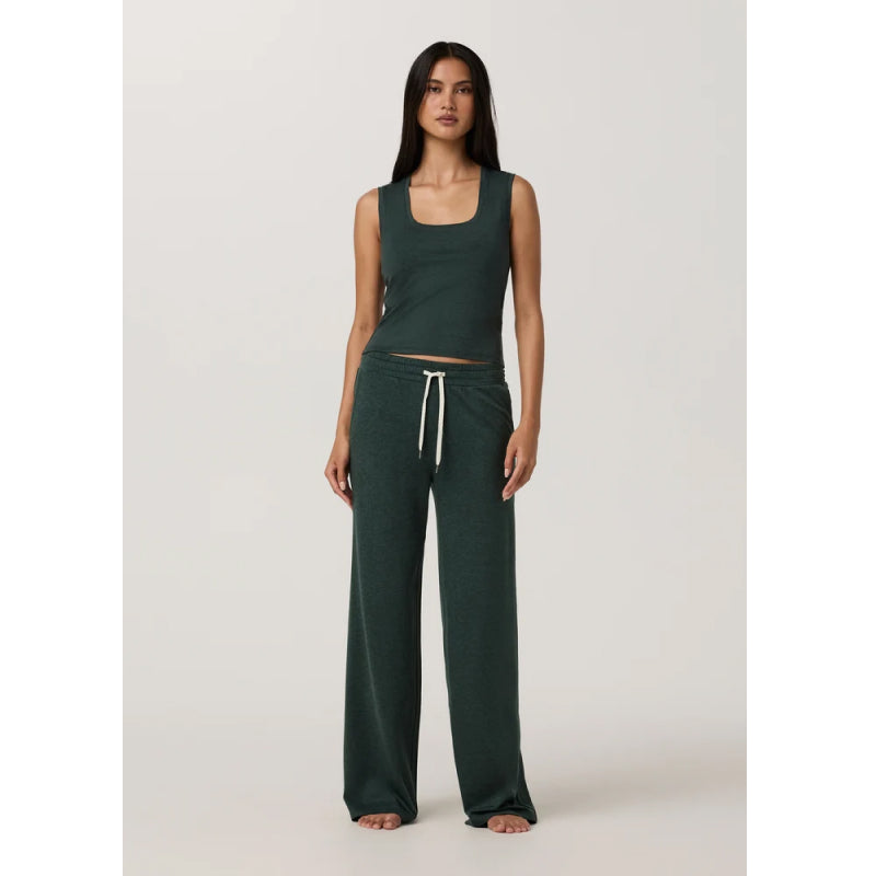 Vuori Halo Essential Scoop Tank