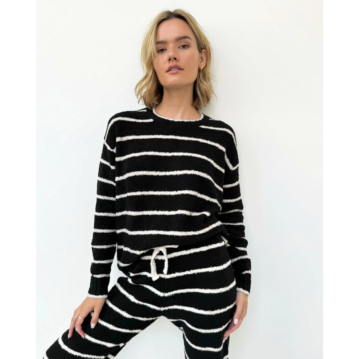Superbe ensemble pyjama en pull duveteux