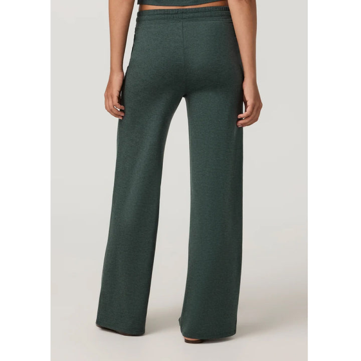 Vuori Women's Halo Essential Wideleg