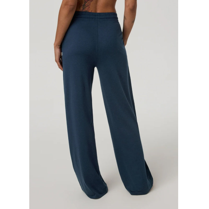 Vuori Women's Halo Essential Wideleg