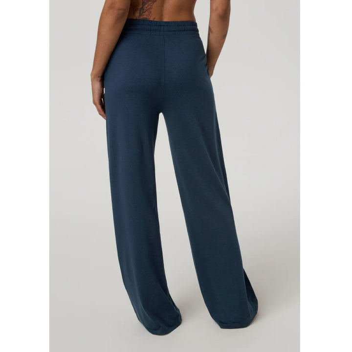 Vuori Women's Halo Essential Wideleg