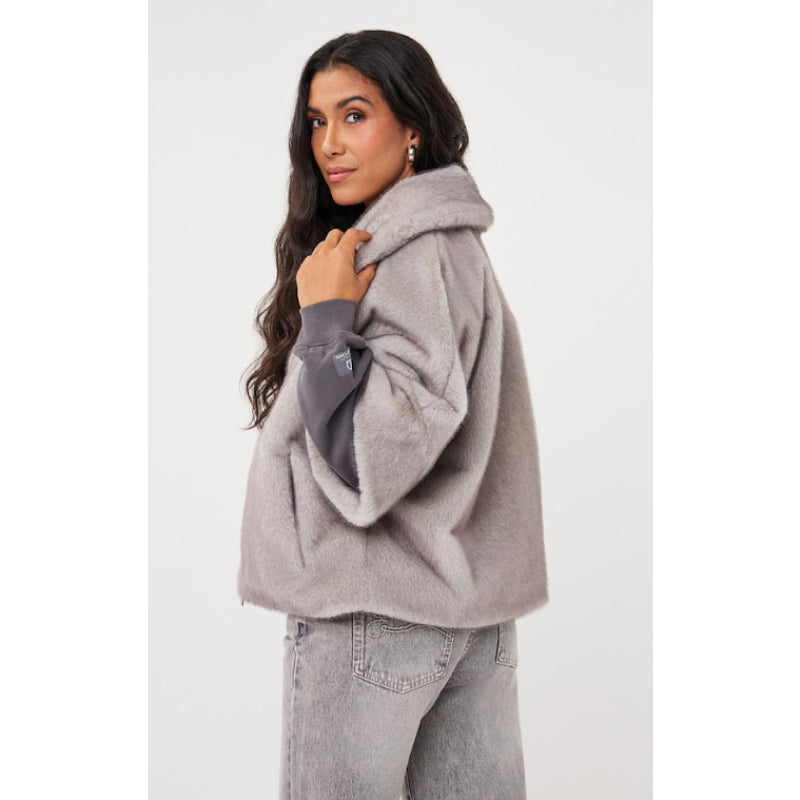 Esqualo Coat Poncho Fake Fur