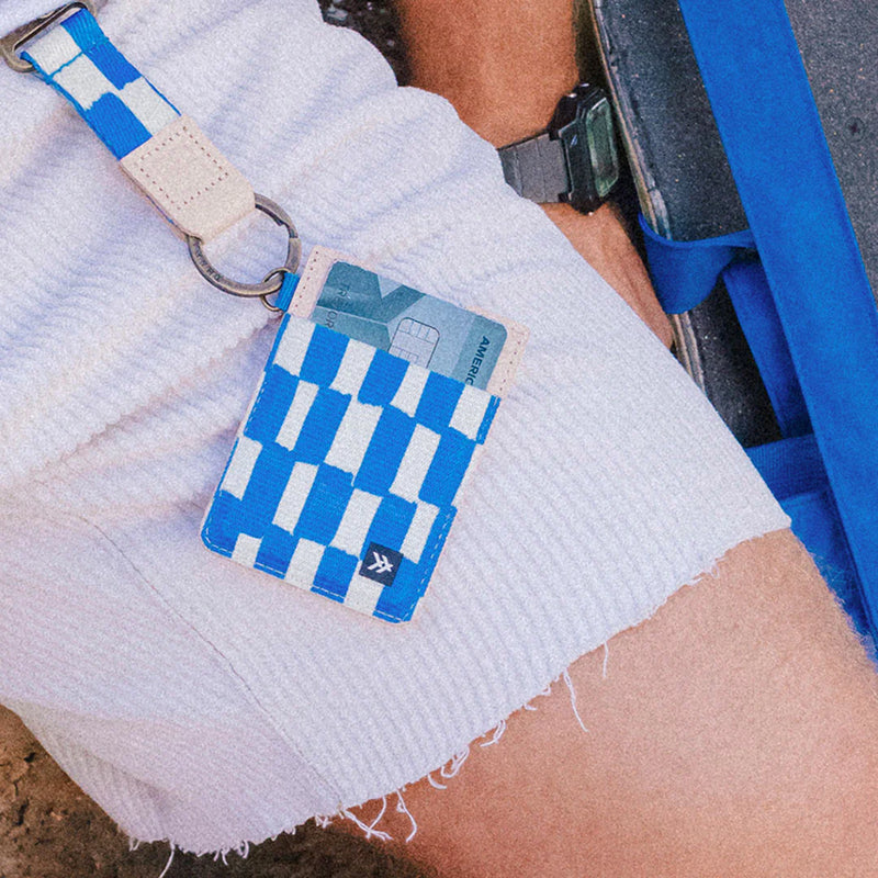 Thread Scout Royal Vertical Wallet