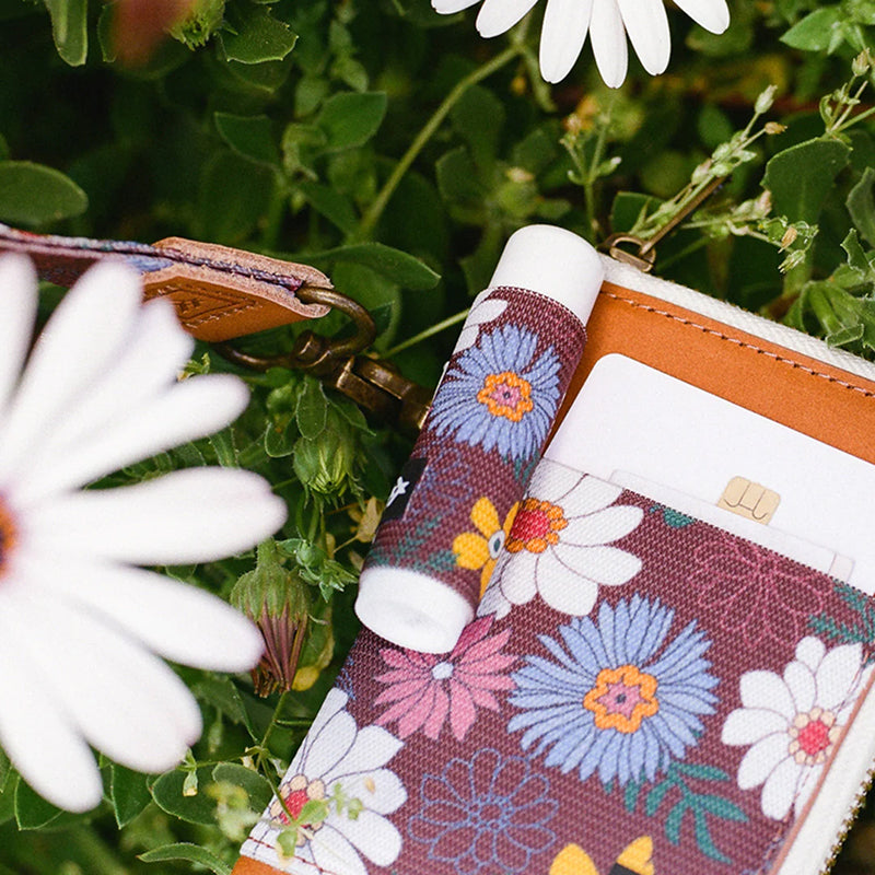 Thread Clover Lip Balm Holder