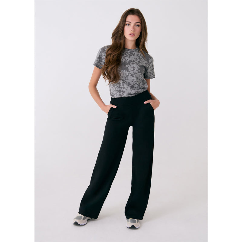 Lolë Mindset Wide Leg Pants