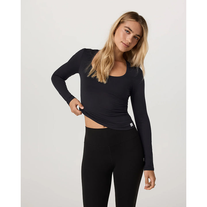 Vuori Long Sleeve Halo Essential Scoop