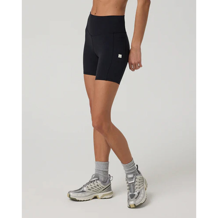 Vuori Women's AllTheForm Pocket Short 6"