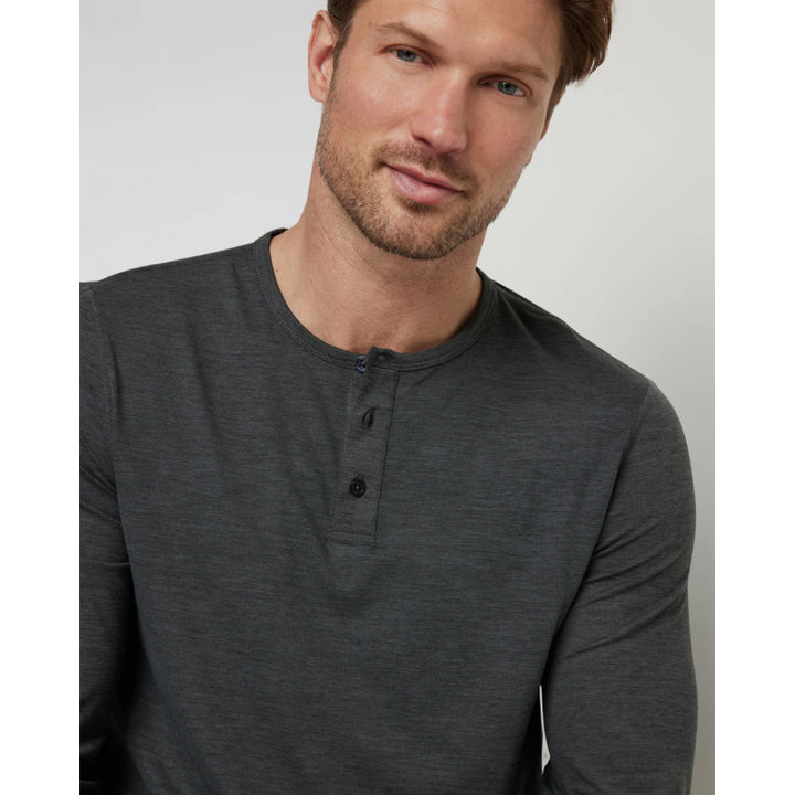 Vuori Henley à manches longues Ease Performance pour hommes 