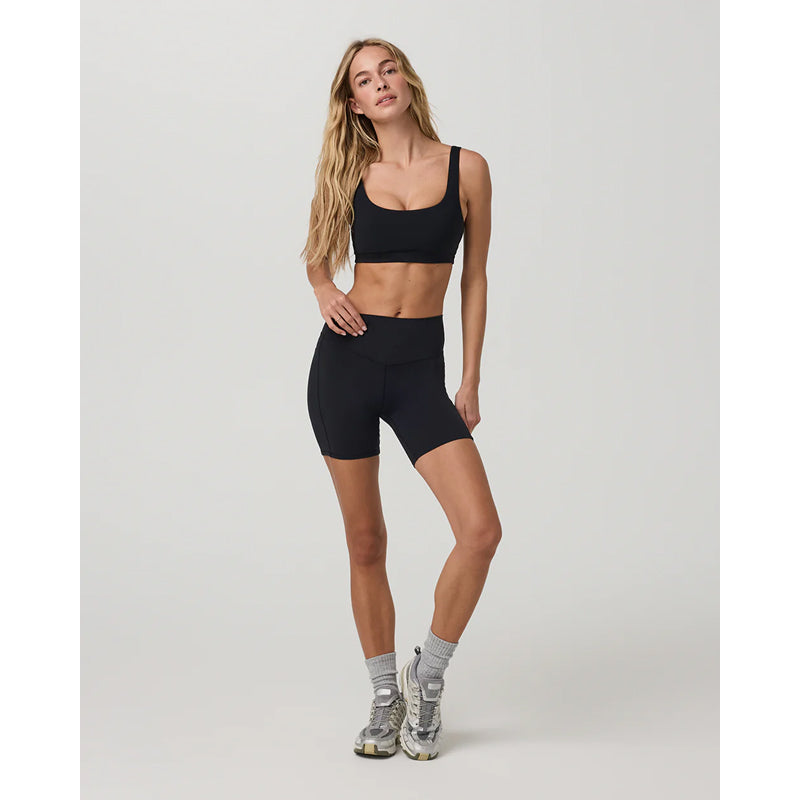 Vuori Women's AllTheForm Pocket Short 6"