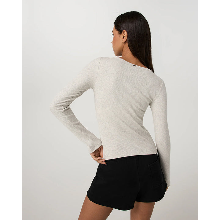 Vuori Long Sleeve Pose Subtle Scoop