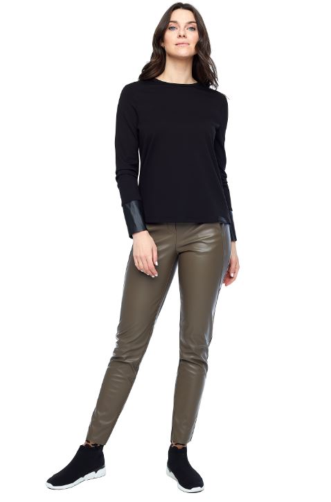Tyler Madison Tallulah Long Sleeve Solid Top
