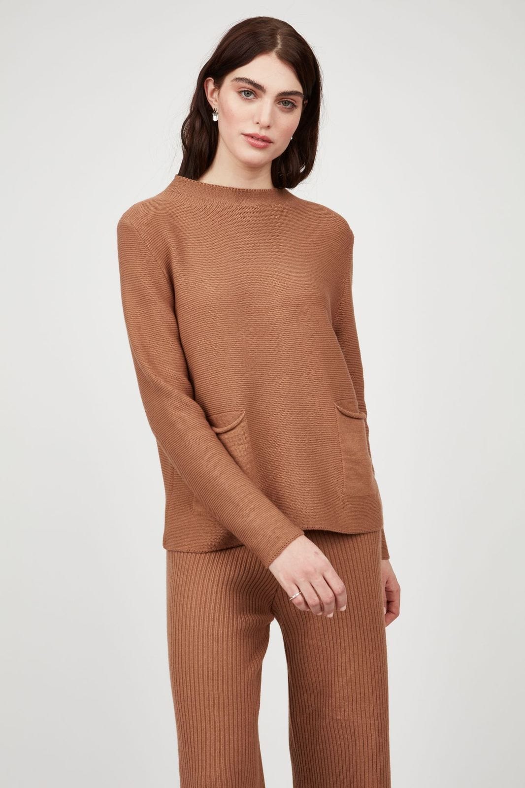 Pistache Zippered Back Sweater With Patch Pockets